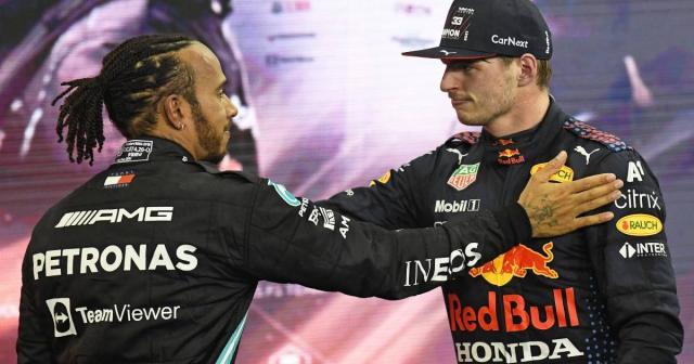 1647617888718087433.jpg Lewis-Hamilton-and-Max-Verstappen-embrace-planetF1-1200x630.jpg